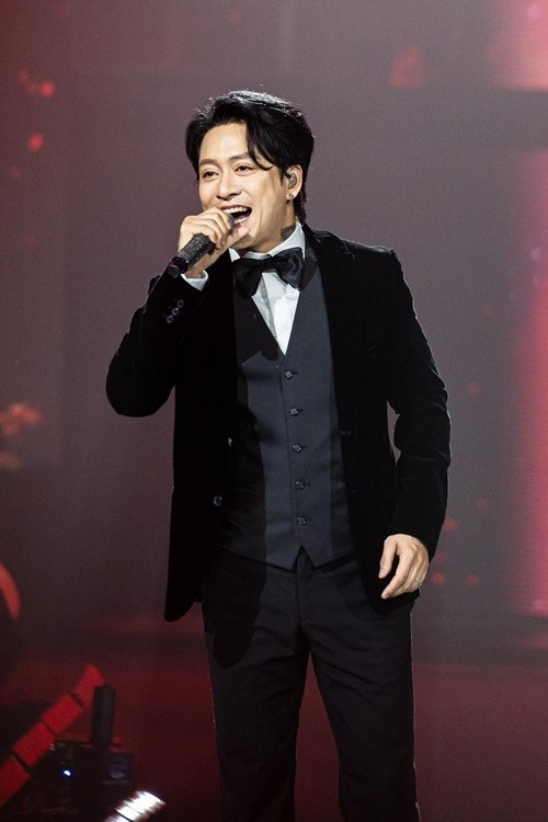 Nam ca sĩ còn cho biết, trong ngày biểu diễn, vì bận việc cá nhân nên anh chưa biểu diễn như mong đợi. Tuấn Hưng hứa sẽ rút kinh nghiệm và tiếp tục cải thiện giọng hát. Ảnh: FB Tuấn Hưng.