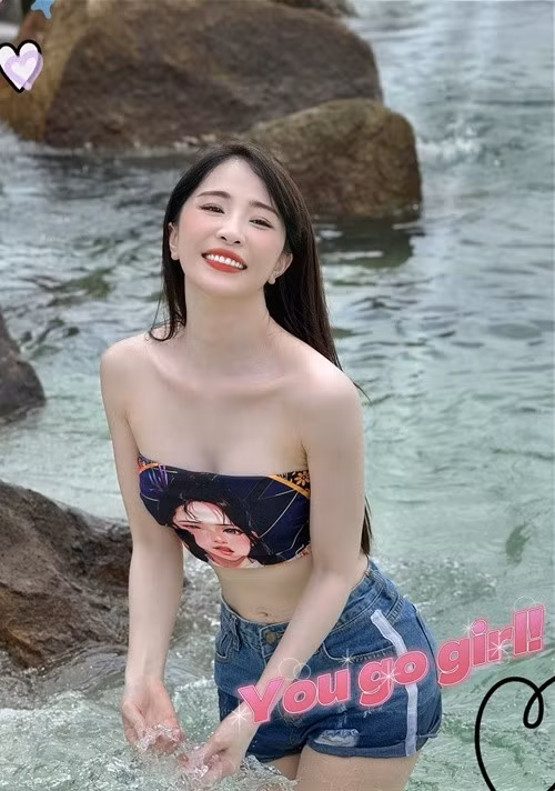 Quỳnh Nga luôn tự chủ tài chính. Trở lại cuộc sống độc thân, cô đi hát, đóng phim, kinh doanh. Quỳnh Nga cho biết, cô là đại gia của chính mình. Ảnh: FB Quỳnh Nga.