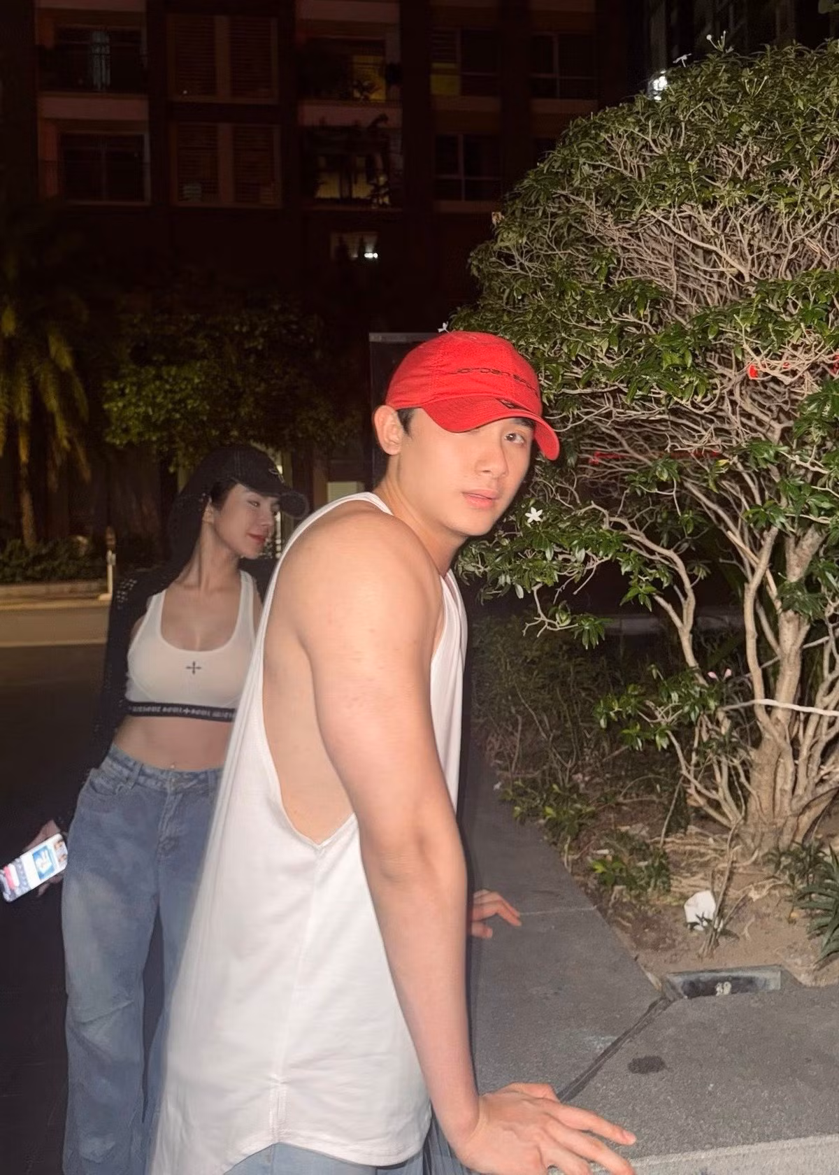 Tháng 5/2025, trên trang cá nhân, Phạm Kiên chia sẻ hình ảnh bên Diệp Lâm Anh. Ảnh: FB Phạm Kiên.