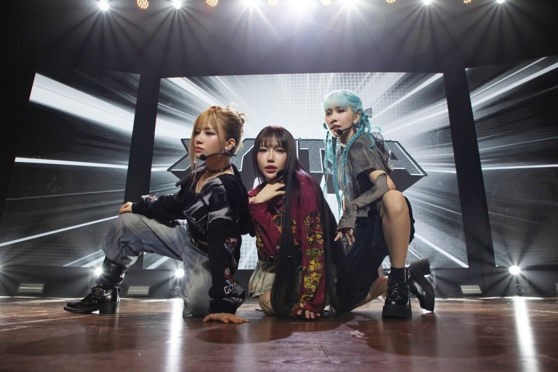 Diệu Nhi chia sẻ trên Tiền Phong: "Bài hát ấp ủ hơn 4 năm trời giờ mới dám tung, cho Nhi thấy các cánh tay đón chờ dự án lần này đi". Ảnh: Đẹp.