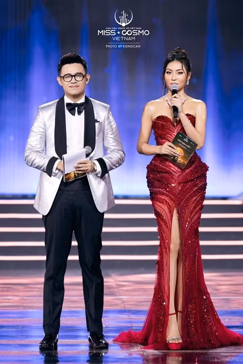 Trong cuộc phỏng vấn với Đời Sống Gia Đình, Xuân Hạnh cho biết, những ngày cuối nhiệm kỳ, cảm thấy tiếc vì cô vốn có thể làm nhiều điều hơn nữa khi còn đương nhiệm. Ảnh: FB Xuân Hạnh.