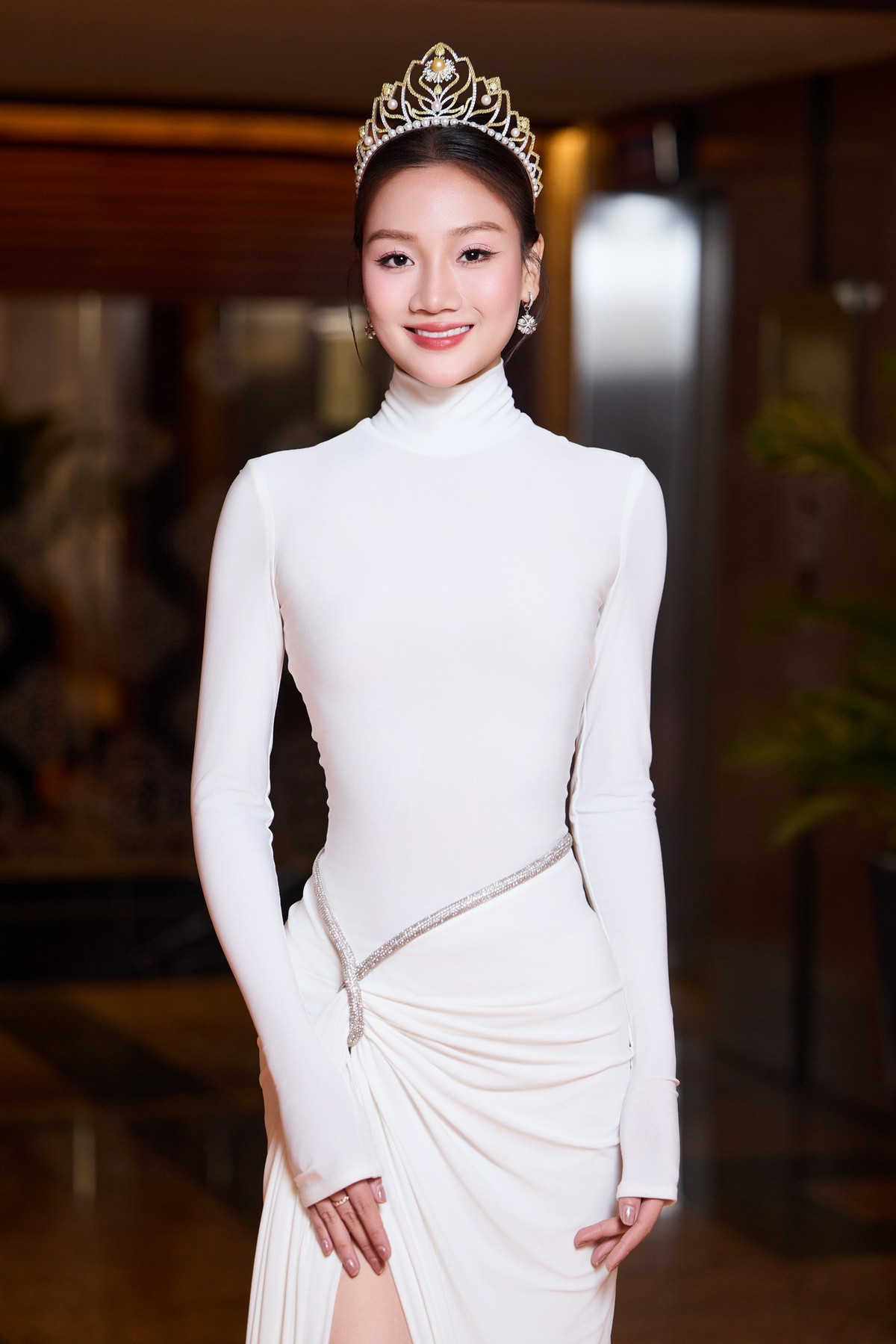 Nàng hậu có chiều cao 1m74, số đo ba vòng 83-61-92 cm. Ảnh: FB Phương Thanh.