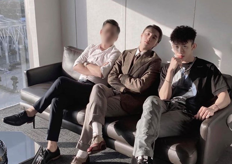 Tháng 9/2022, khi thông báo rời công ty quản lý của Sơn Tùng M-TP, Kay Trần gửi lời cảm ơn gửi đến Sơn Tùng MTP. Ảnh: Dân Việt.