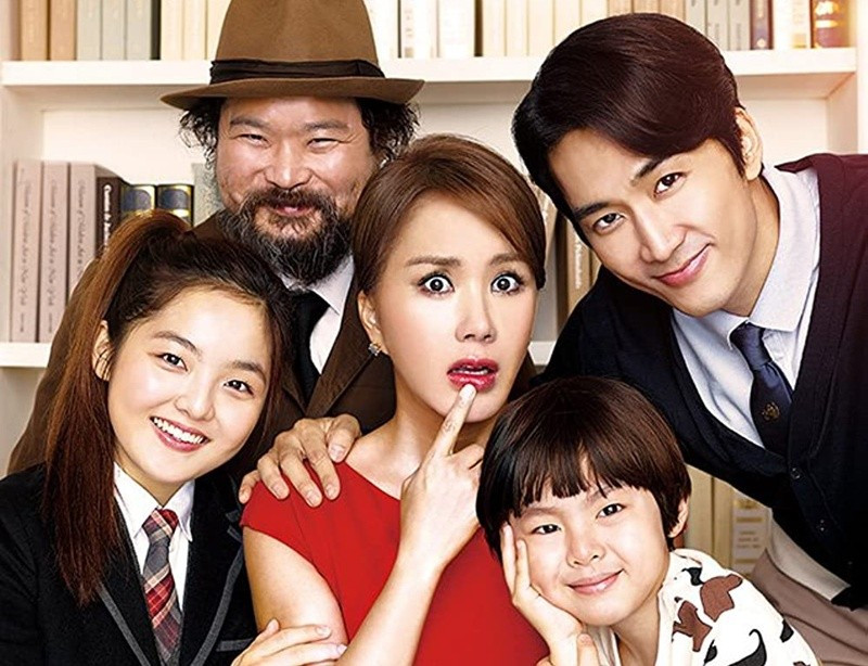 Năm 2015, Uhm Jung Hwa và Song Seung Hun đóng vai vợ chồng trong phim Wonderful nightmare. Ảnh: Harper’s Bazaar Việt Nam.