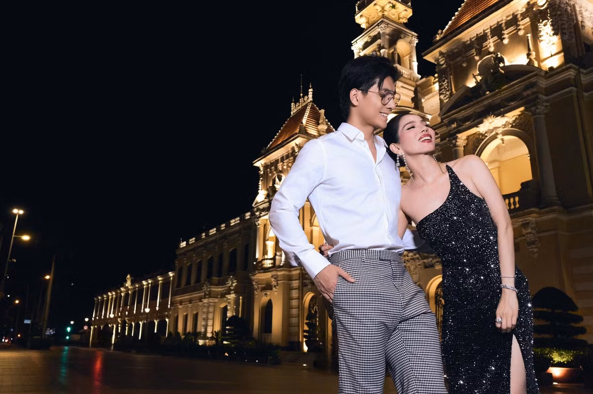 Lệ Quyên ủng hộ Lâm Bảo Châu lấn sân làm MC. Ảnh: FB Lệ Quyên.