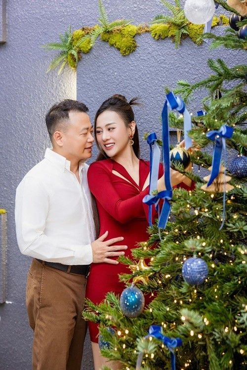 Trong cuộc phỏng vấn với VOV, Phương Oanh cho biết, Shark Bình là một người đứng đầu đầy bản lĩnh và đáng tin cậy trong công việc. Ảnh: Dân Việt.