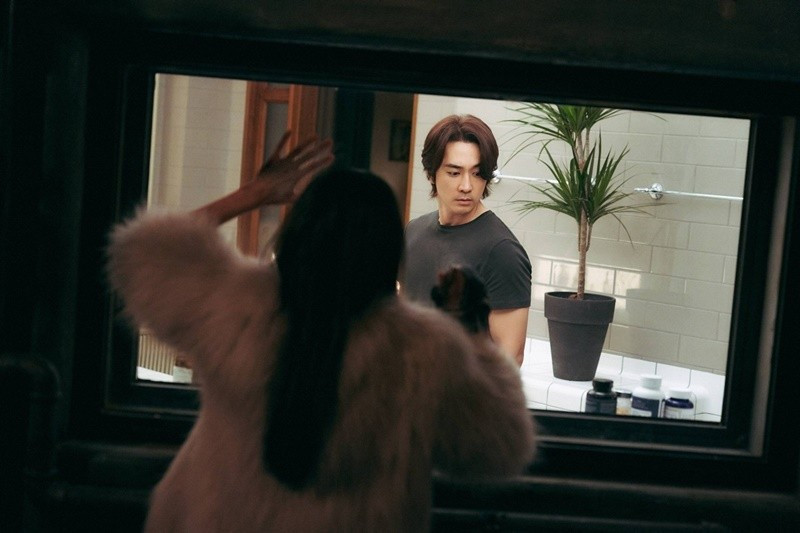 Năm 2024, Song Seung Hun đóng phim điện ảnh Hidden face. Ảnh: Tiền Phong.