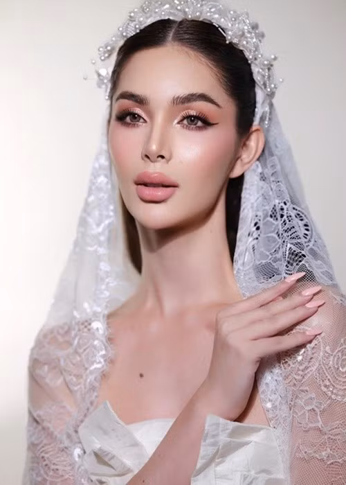 Người đẹp từng đăng quang cuộc thi Queen Philippines Universe 2024. Ảnh: FB Kirk.