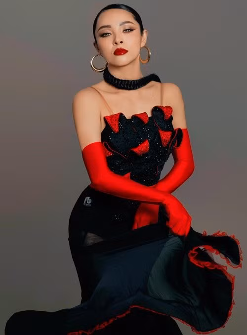 Bạn nhảy của Phan Hiển hạnh phúc khi có hậu phương vững chắc là bố mẹ, em gái và con trai luôn dõi theo suốt chặng đường luyện tập và thi đấu. Ảnh: FB Thu Hương.