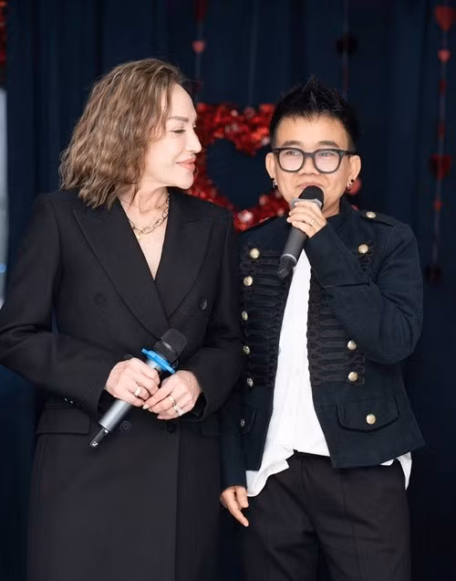 Thanh Hà hứa uống cà phê mỗi buổi sáng cùng Phương Uyên và hát tất cả ca khúc bạn đời sáng tác.