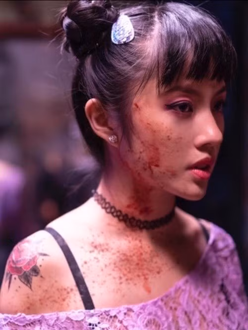 Theo Harper’s Bazaar Việt Nam , trong phim Thanh Sói ra rạp năm 2022, Rima Thanh Vy đóng vai Hồng - một cô gái gặp nhiều biến cố, giữ được sự trong trẻo, hồn nhiên. Ảnh: FB Rima Thanh Vy.