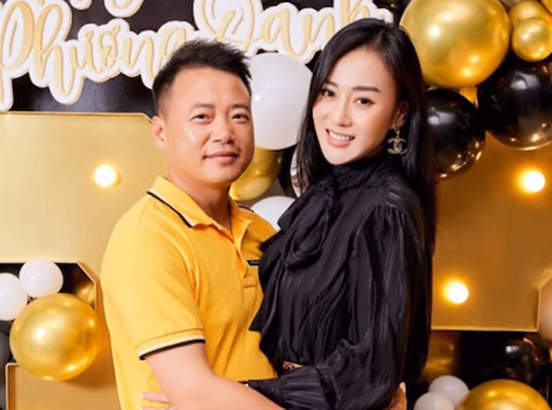 Shark Bình và Phương Oanh kết hôn vào tháng 6/2023. Sau khi lập gia đình, nữ diễn viên phim Quỳnh búp bê có nhiều thay đổi trong cuộc sống. Ảnh: Vietnamnet.