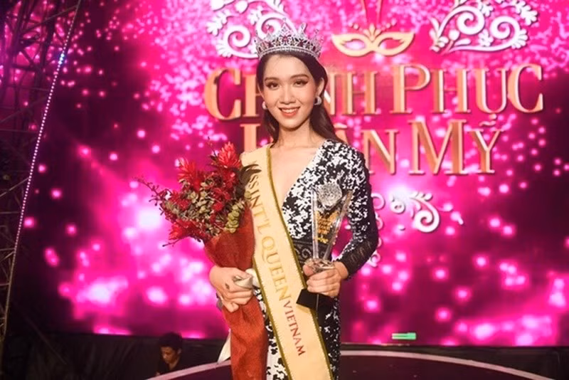 Năm 2018, người đẹp đăng quang Hoa hậu Chuyển giới Việt Nam. Ảnh: Sức KHỏe Đời Sống.