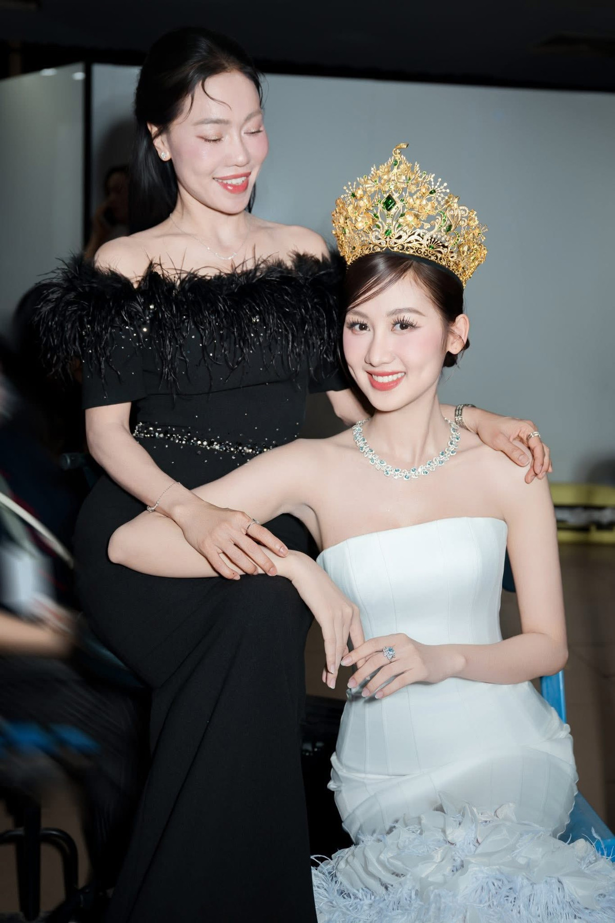 View - Quế Anh cảm ơn mẹ ruột, 'bà trùm hoa hậu' Kim Dung ngày 20/10 | Báo Tri thức và Cuộc sống - TIN TỨC PHỔ BIẾN KIẾN THỨC 24H