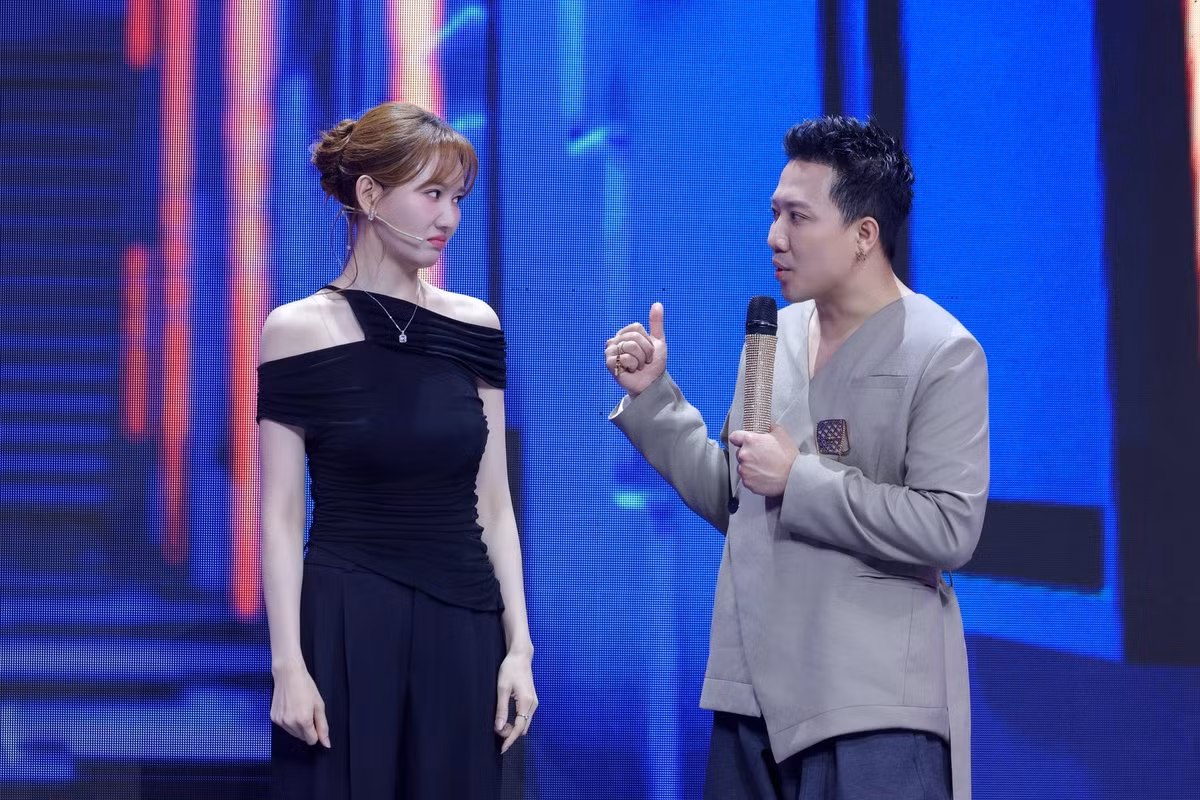 Trấn Thành không khó chịu, cằn nhằn hay ngăn cản Hari Won làm việc gì, miễn sao cô được vui vẻ để tận hưởng cuộc sống. Ảnh: FB Trấn Thành.