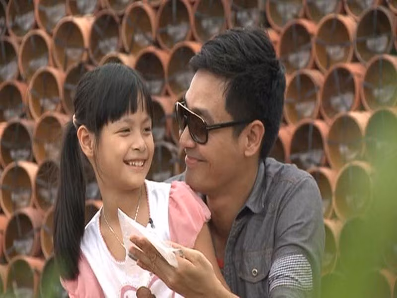 Bo- con gái của MC Phan Anh là chị cả trong Bố ơi! Mình đi đâu thế mùa 1. Ảnh: Dân Việt.