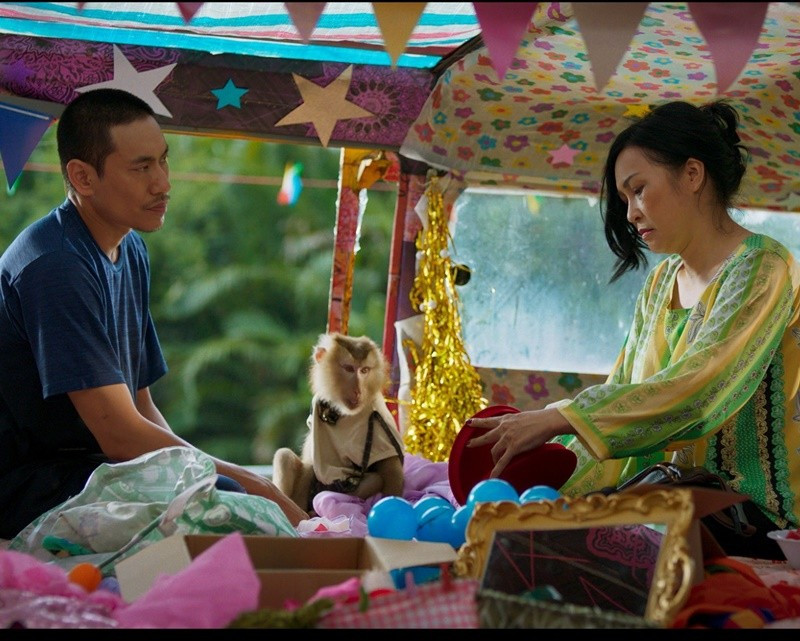 Nhiều khán giả khen ngợi diễn xuất của Phương Thanh trong phim Con kể ba nghe. “Vai của chị Phương Thanh duyên dáng, hài hước nha. Ngày càng diễn lên đô nha”, ca sĩ Thảo Trang chia sẻ về vai diễn của chị Chanh. Ảnh: Phụ Nữ TP HCM.