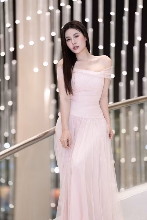 Dù đảm nhận vai diễn nào, Thanh Hương đều chăm chút. Có những vai diễn cô phải thực hiện nghiêm ngặt chế độ ăn kiêng để giảm cân cho phù hợp vai diễn. Ảnh: FB Thanh Hương.