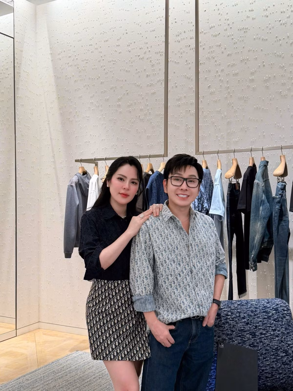 Phương Lê kết hôn với nghệ sĩ Vũ Luân, chào đón con gái chung tên Lương Bình Thụy Yên gia nhập tổ ấm cách đây 2 tháng. Ảnh: FB Phương Lê.