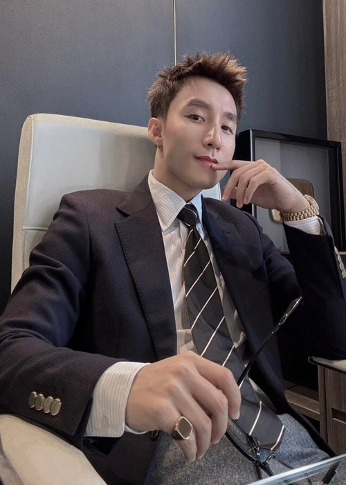 Mới đây, Znews đưa tin, theo nguồn tin, đội Thuế quận 1, TP HCM ban hành quyết định cưỡng chế thuế đối với Công ty TNHH M-TP Entertainment do Sơn Tùng M-TP điều hành và sáng lập. Số tiền cưỡng chế là hơn 118,7 triệu đồng. Ảnh: FB Sơn Tùng M-TP.