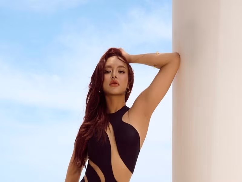 Cô vào top 18 Vietnam's Next Top Model 2013, top 12 Asia's Next Top Model 2016, đoạt giải Á quân The Face Vietnam 2016. Ảnh: FB Mai Ngô.