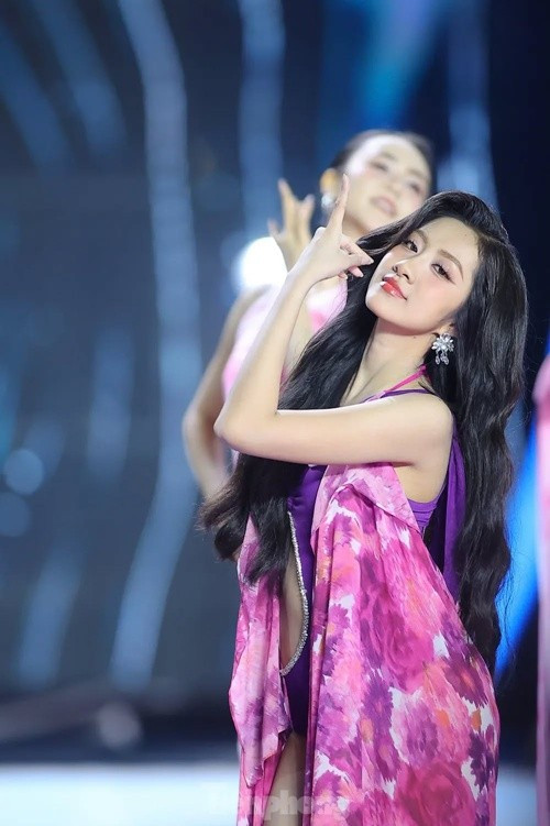 View - Tân Hoa hậu Việt Nam Hà Trúc Linh khoe dáng nuột với bikini | Báo Tri thức và Cuộc sống - TIN TỨC PHỔ BIẾN KIẾN THỨC 24H