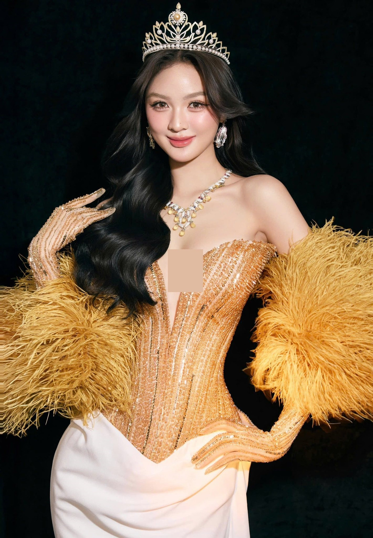 Sau Hoa hậu Quốc gia Việt Nam 2024, nhan sắc của Á hậu Cẩm Ly được nhận xét thăng hạng rõ rệt. Ảnh: FB Cẩm Ly.