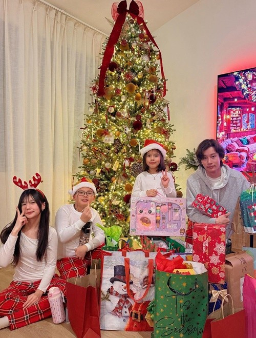 View - Hoa hậu Jennifer Phạm khoe khoảnh khắc ấm áp bên chồng con | Báo Tri thức và Cuộc sống - TIN TỨC PHỔ BIẾN KIẾN THỨC 24H