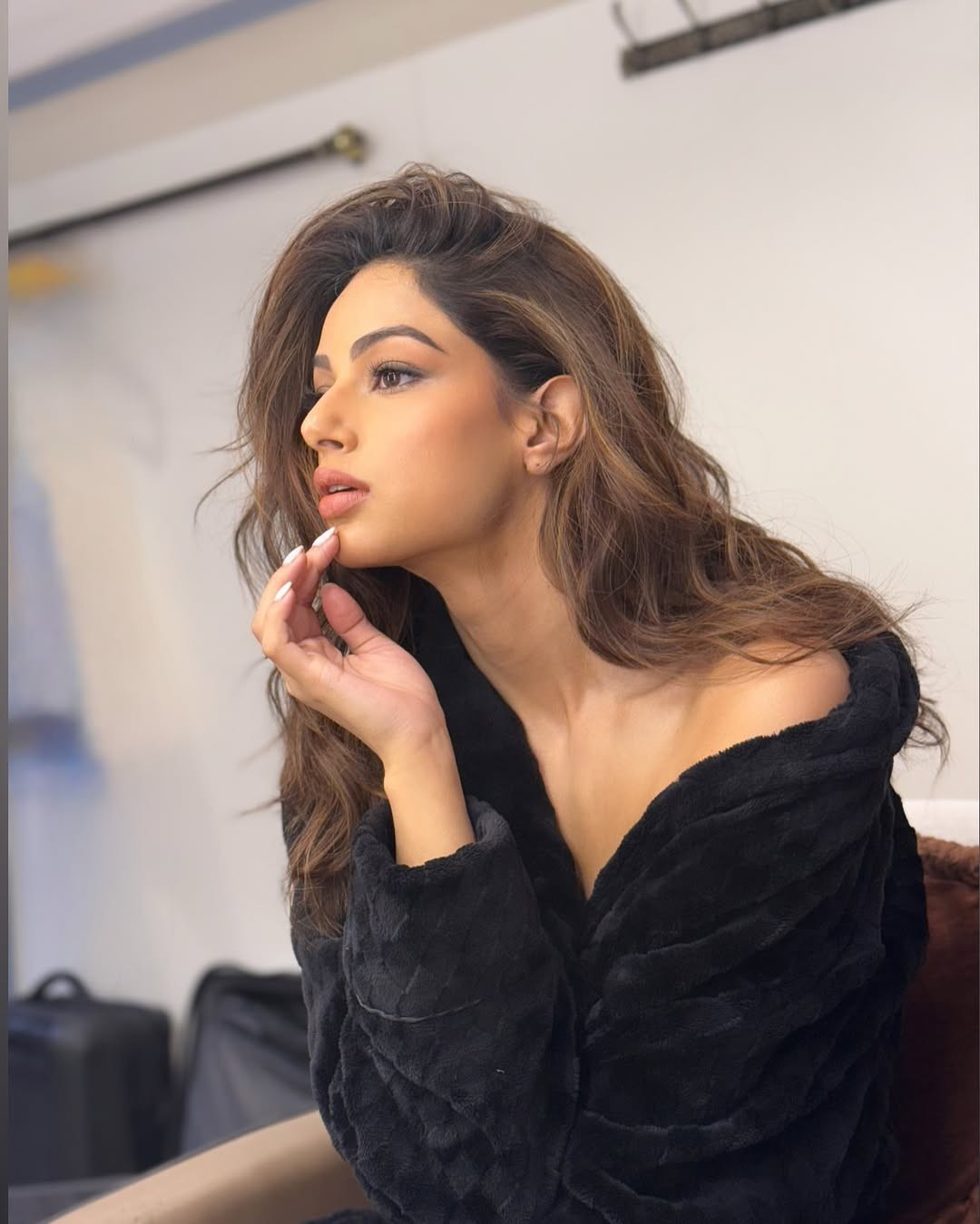 Chung kết Miss Cosmo 2025 sẽ diễn ra vào ngày 20/12. Ngoài Harnaaz, ban giám khảo còn gồm: Olivia Yace - Á hậu 2 Miss World 2021, bà Paula Shugart - nhân vật có ảnh hưởng lớn trong ngành tổ chức các cuộc thi sắc đẹp toàn cầu. Ảnh: Instagram Harnaaz Sandhu.