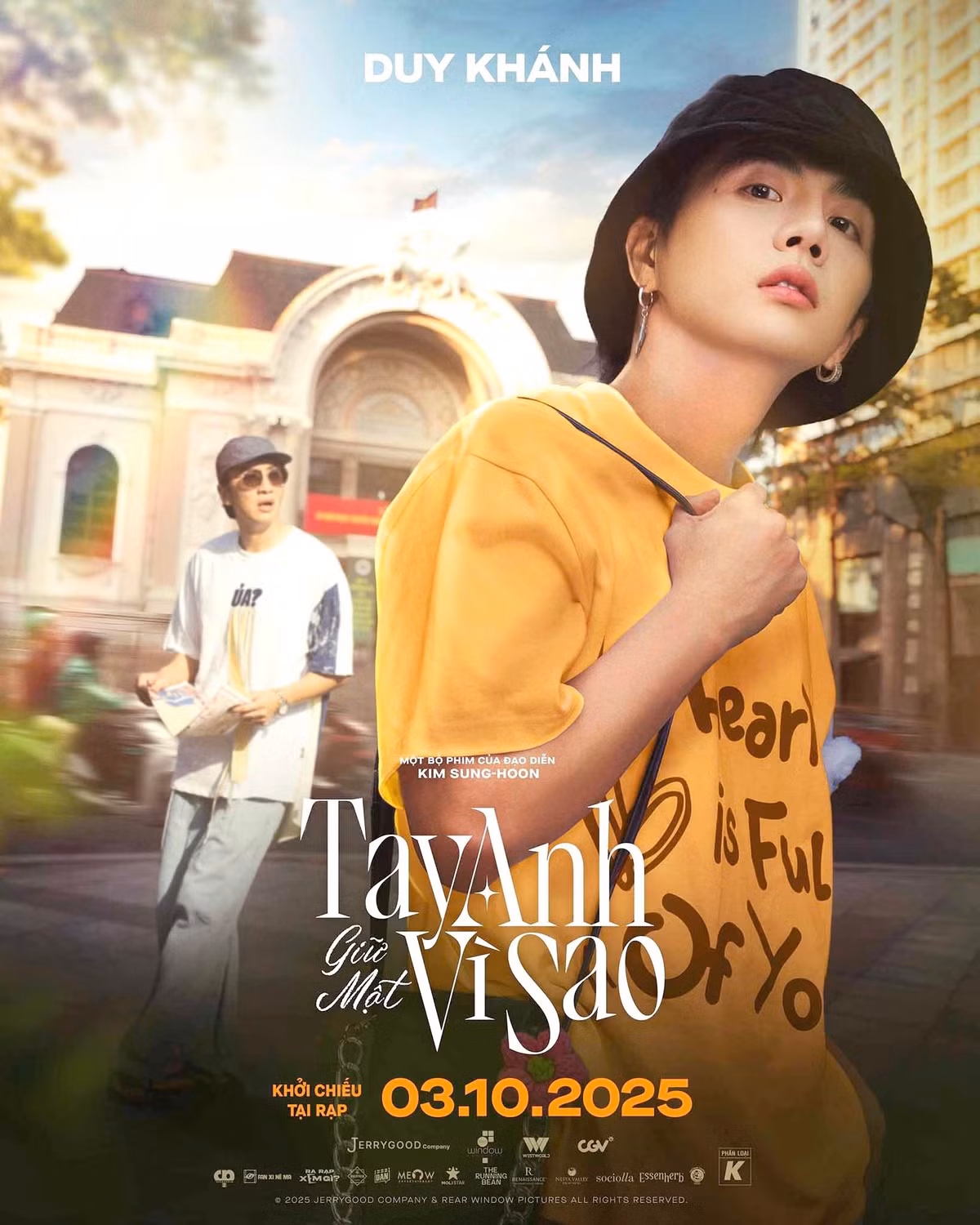 Bên cạnh sân khấu và truyền hình, nam diễn viên còn tham gia nhiều bộ phim điện ảnh như Chạy đi rồi tính, Sài Gòn, anh yêu em, Võ sư đại chiến, Tay anh giữ một vì sao. Ảnh: FB Duy Khánh.