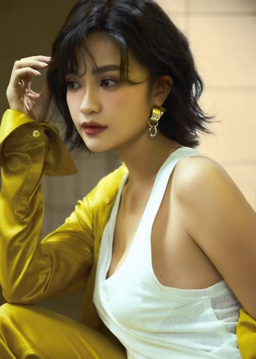 Hoa hậu Hoàn vũ Việt Nam 2022 chuộng phong cách gợi cảm tôn vòng một căng đầy. Ảnh: FB Ngọc Châu.