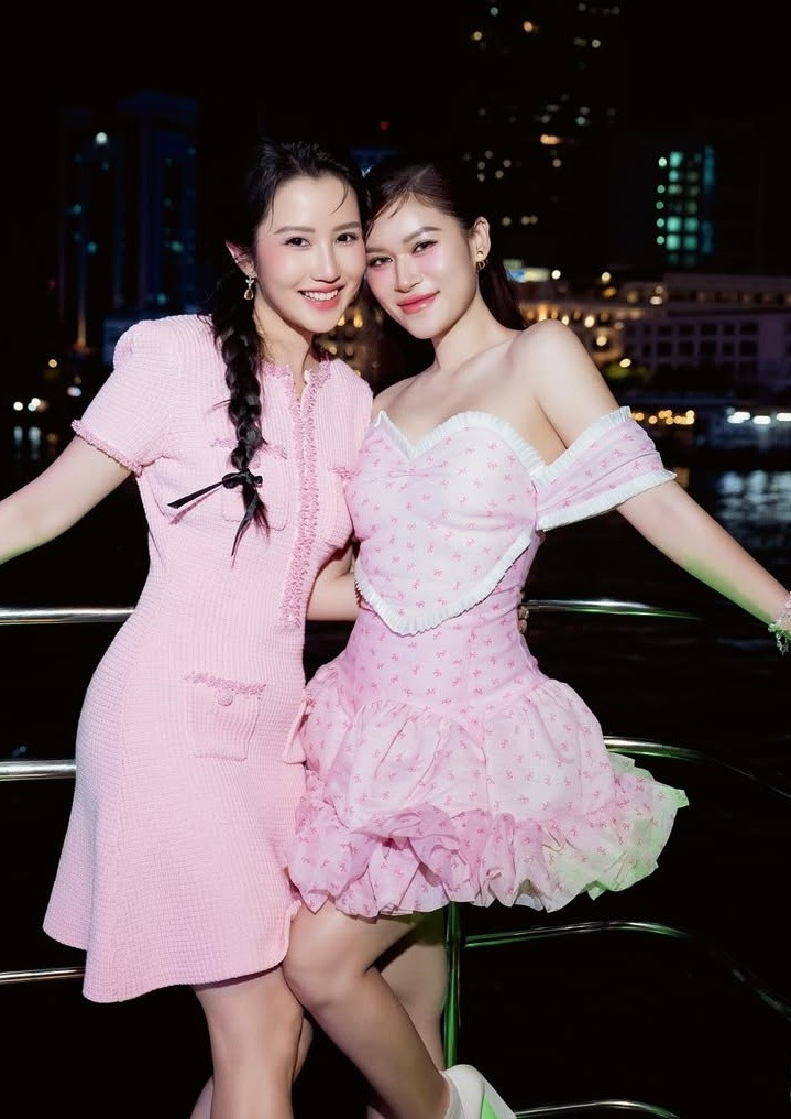 Primmy Trương và Ngọc Thanh Tâm luôn có mặt trong các sự kiện quan trọng của người còn lại. Ảnh: FB Primmy Trương.