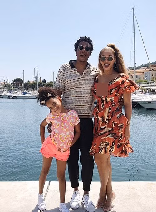 Jay-Z và Beyonce có 3 người con chung, gồm: Blue Ivy Carter (sinh năm 2012), cặp song sinh Sir Carter và Rumi (sinh năm 2017). Ảnh: Thể Thao Văn Hóa.