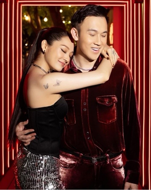 Bảo Anh cho biết, Dương Triệu Vũ vừa làm bạn vừa làm anh. Cả hai chưa bao giờ giận dù chỉ một lần. Ảnh: FB Dương Triệu Vũ.