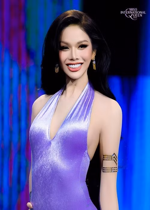 Đại diện Việt Nam ghi điểm nhờ nụ cười rạng rỡ, những bước catwalk tự tin. Ảnh: FB Hà Tâm Như.