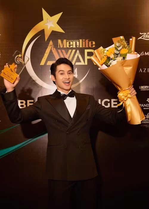 Năm 2024, Phạm Tuấn Ngọc đăng quang cuộc thi Mr World Vietnam. Trong chung kết Mr World 2024 - Nam vương Thế giới 2024, anh đoạt danh hiệu á vương 1. Ảnh: FB Tuấn Ngọc.