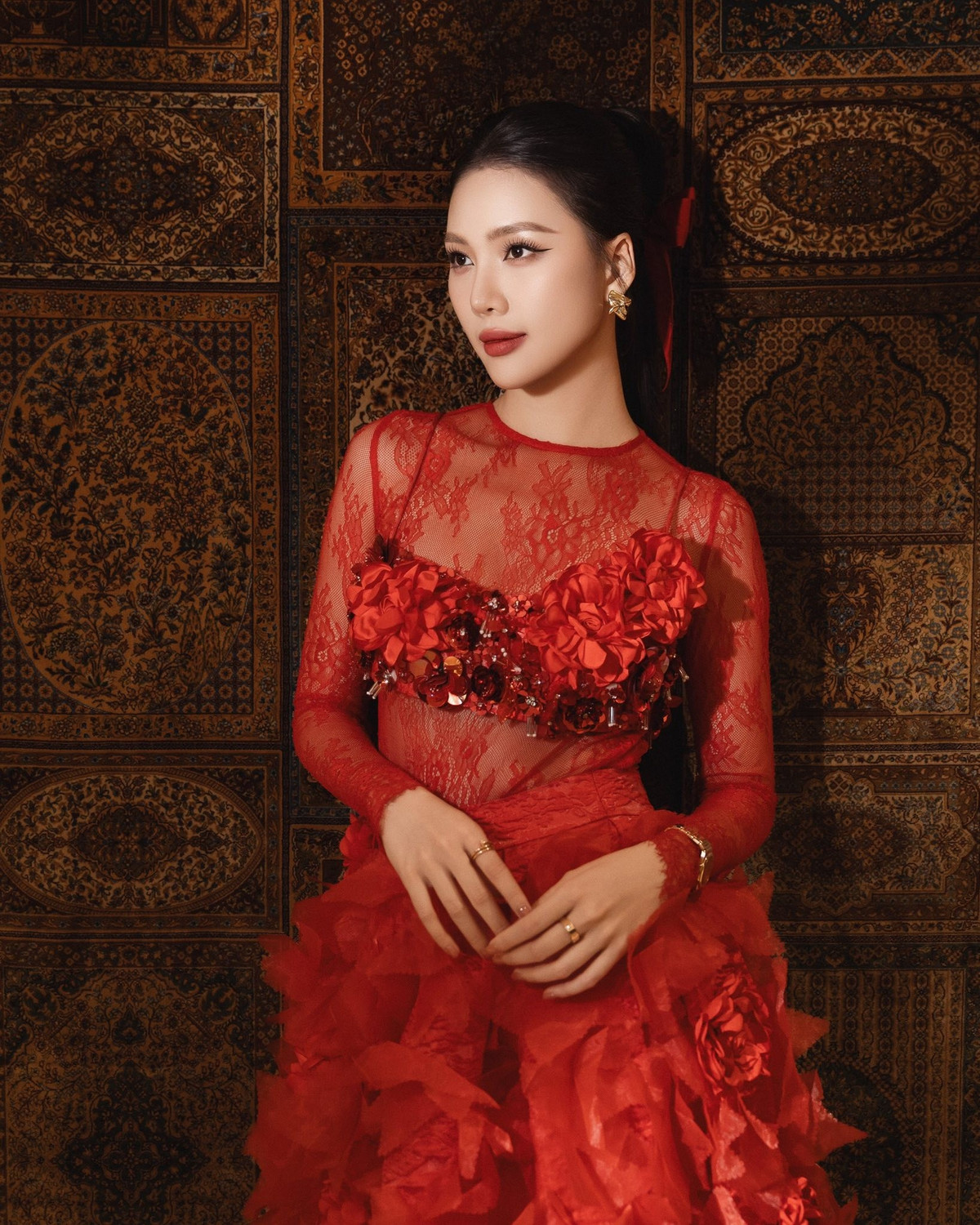 View - Hoa hậu Bùi Quỳnh Hoa dự sự kiện lộng lẫy, về nhà làm vườn giản dị | Báo Tri thức và Cuộc sống - TIN TỨC PHỔ BIẾN KIẾN THỨC 24H