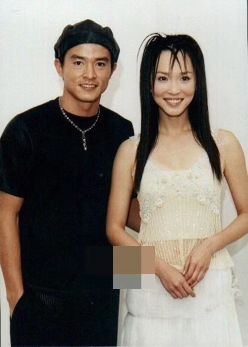 Năm 2009, Phạm Văn Phương và Lý Minh Thuận tổ chức đám cưới. ﻿Ảnh: Phụ Nữ Việt Nam.