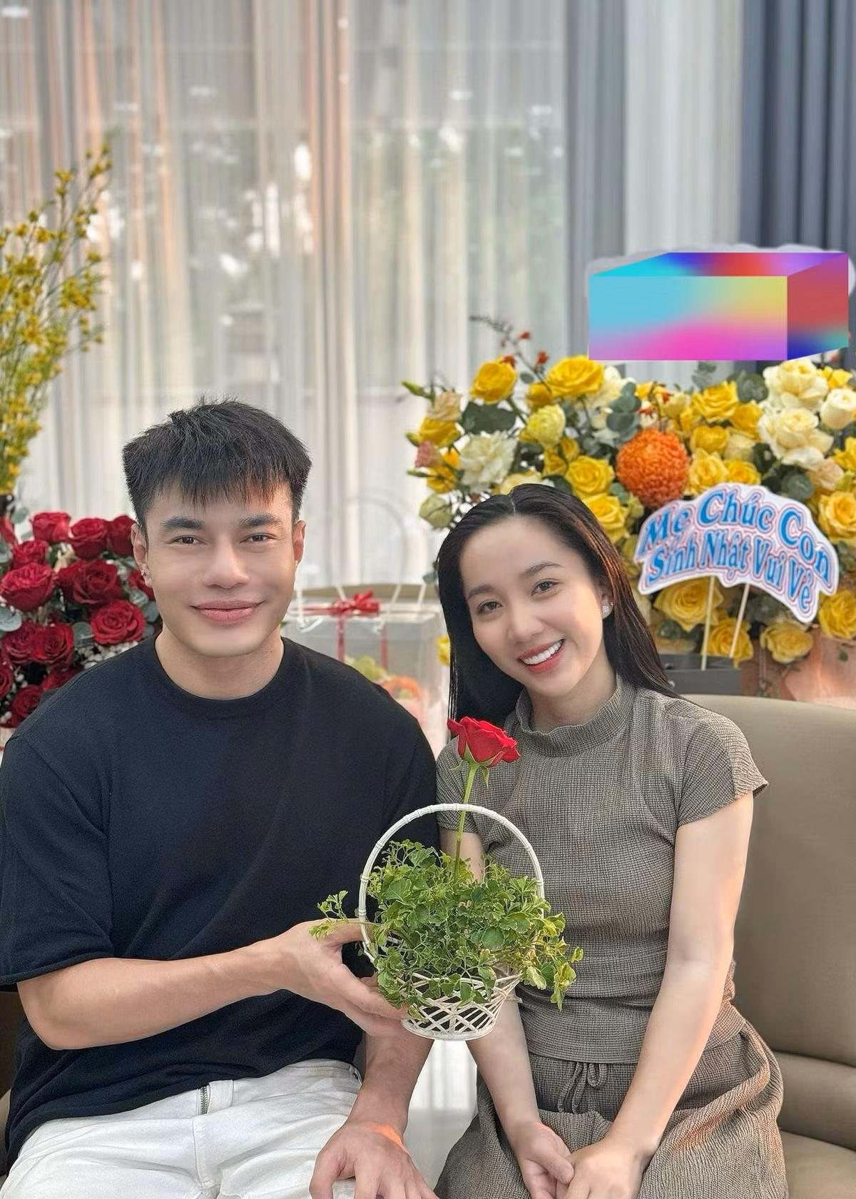 Quỳnh Quỳnh cho biết, bản thân cô luôn muốn tự làm nên đôi khi khiến chồng bị hiểu nhầm. Ảnh: FB Quỳnh Quỳnh.