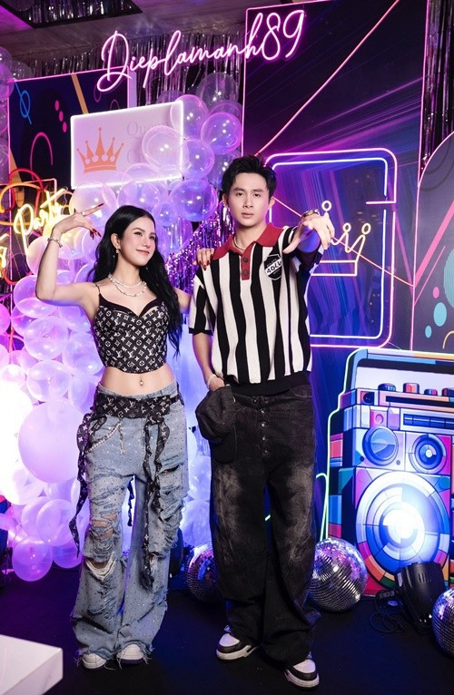 Tháng 1/2025, Diệp Lâm Anh chia sẻ trên Saostar, cô đang hẹn hò. Nhiều cư dân mạng đặt nghi vấn bạn trai Diệp Lâm Anh là Phạm Kiên - người mẫu kém Diệp Lâm Anh 11 tuổi. Ảnh: FB Phạm Kiên.