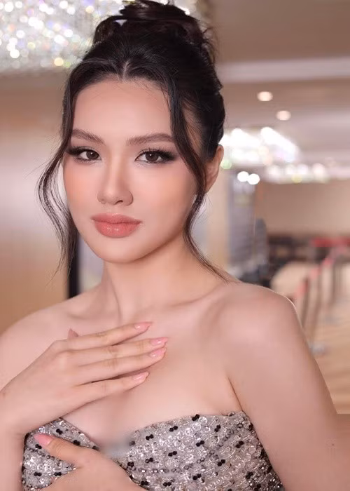 Mỹ Anh bất ngờ khi được chọn là đại diện Việt Nam ở Hoa hậu Trái đất 2025. Ảnh: FB Mỹ Anh.