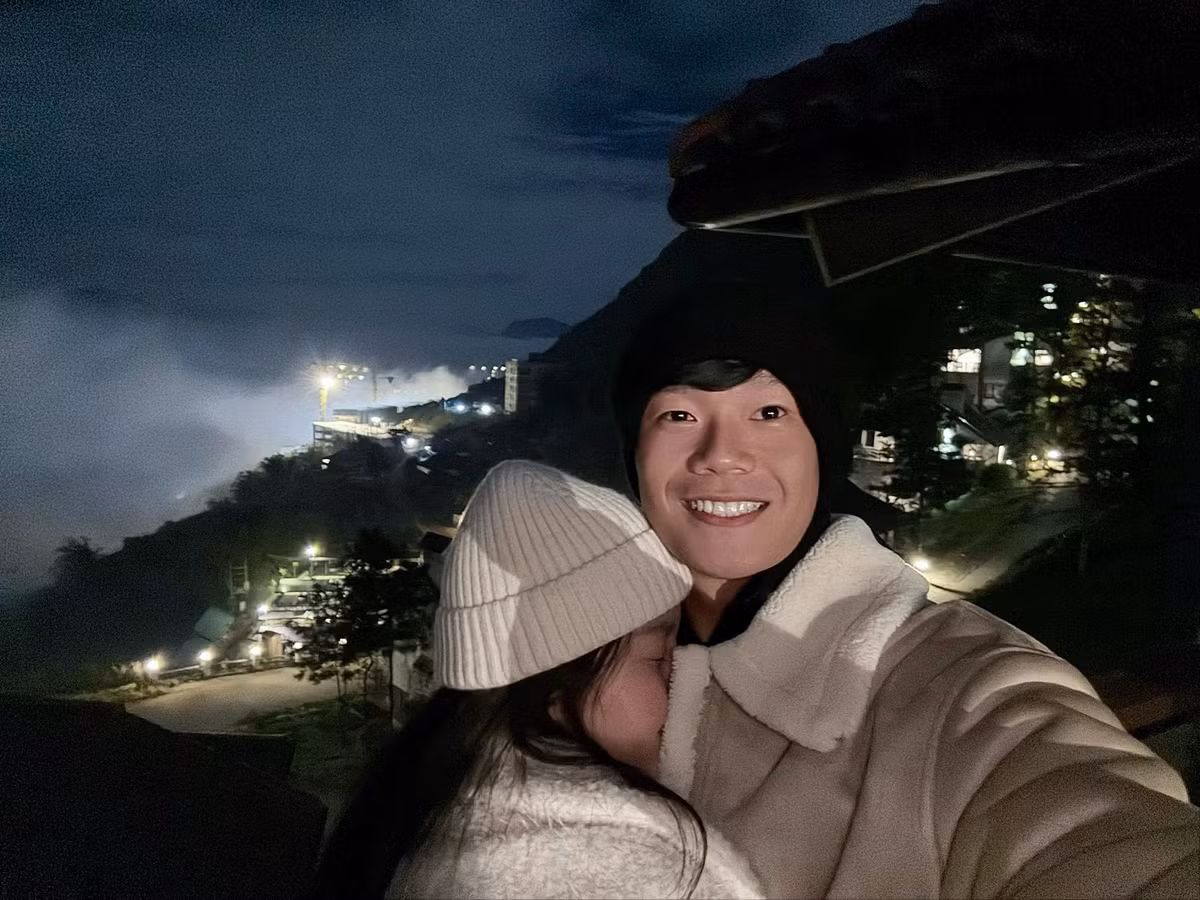 Ngày Valentine 2025, nam cầu thủ nhắn nhủ vợ: “Có em bên cạnh, với anh ngày nào cũng là ngày tình yêu”.