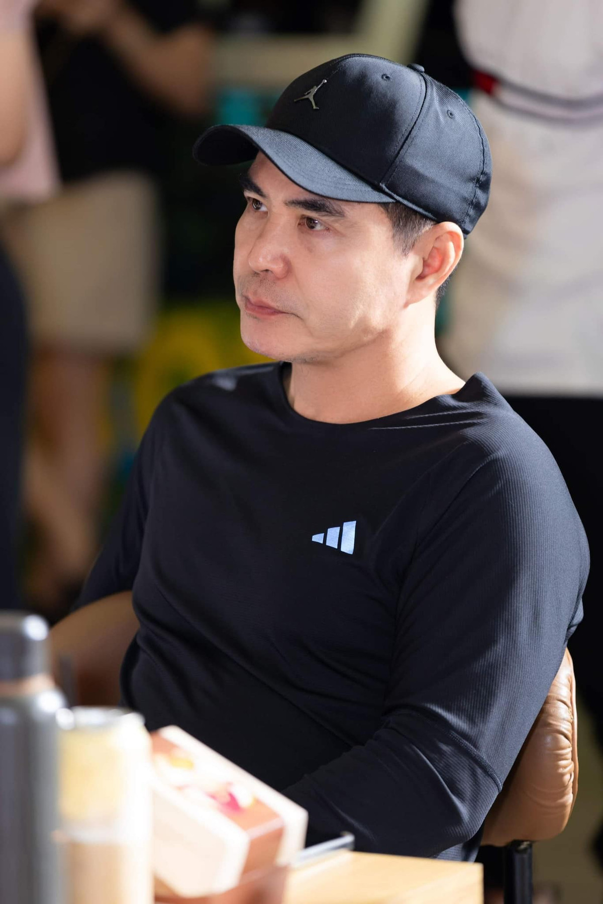 Theo Tiền Phong, khi không đóng phim, Trung Dũng dành nhiều thời gian nấu ăn, xem phim, đi tập gym.