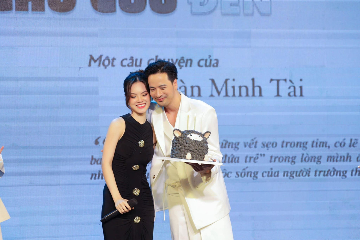 Sunny Đan Ngọc và Đoàn Minh Tài sẽ tổ chức đám cưới vào ngày 25/12 sau ít năm hẹn hò.