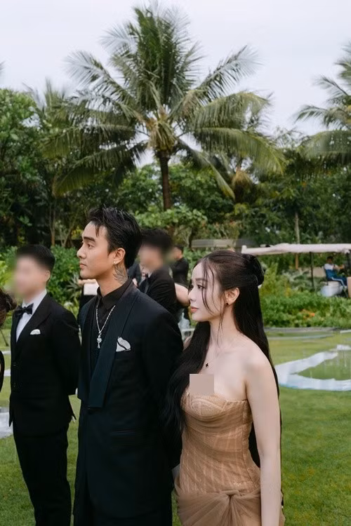 Đôi uyên ương dính như sam sau khi về chung một nhà. Ảnh: FB Đạt G.