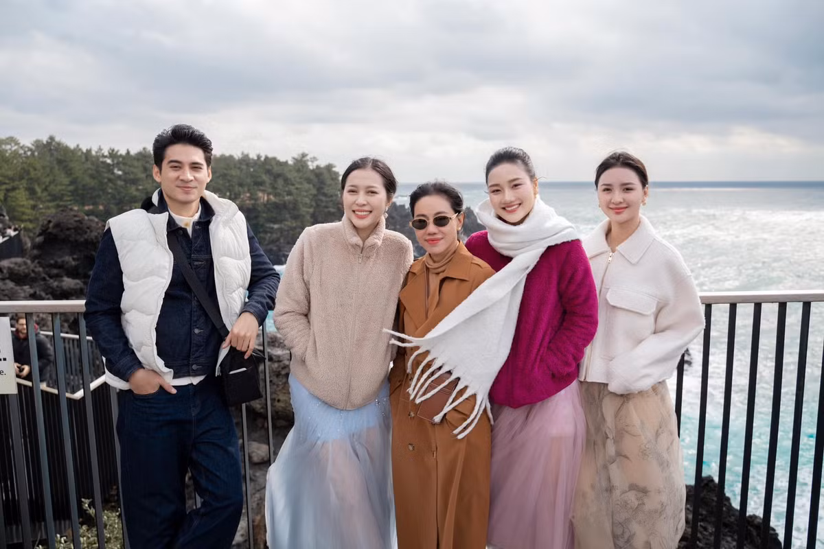 Bà Kim Dung nhắn nhủ Phương Thanh: “Chúc mừng Phương Thanh. Một bước ngoặt tuyệt vời trên con đường theo đuổi nghệ thuật. Tự hào về em!”. Ảnh: FB Phương Thanh.