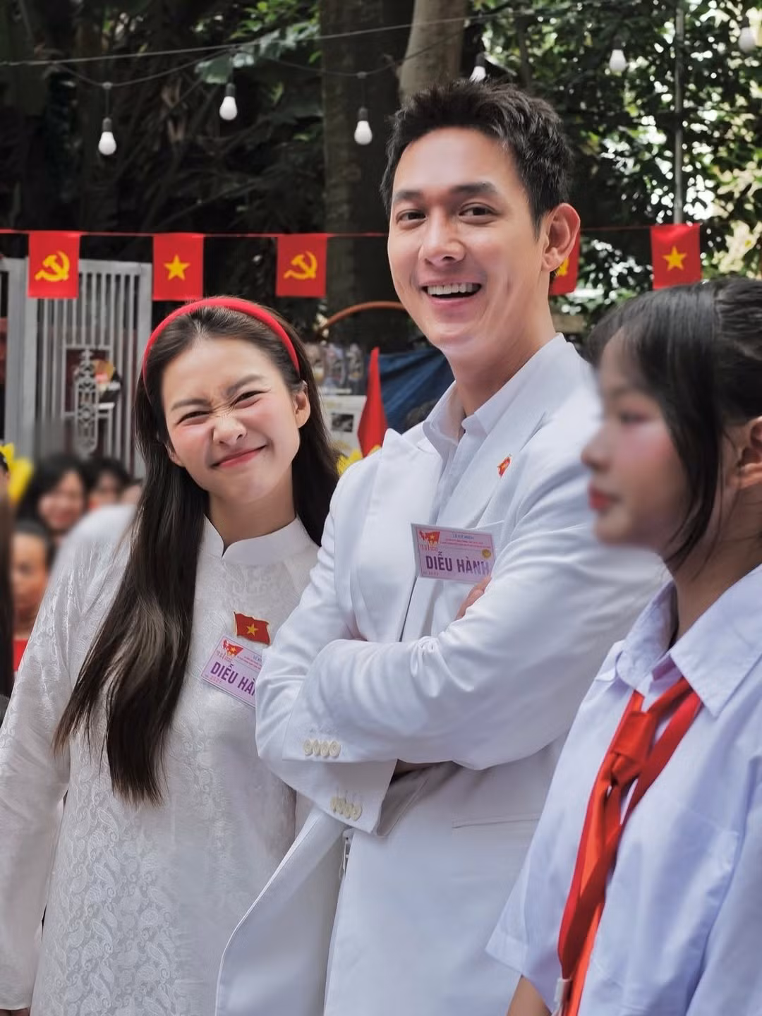 Cùng tham gia diễu binh, diễu hành cho đại lễ 2/9, Song Luân và Khả Ngân vừa hội ngộ. Ảnh: Instagram Khả Ngân.