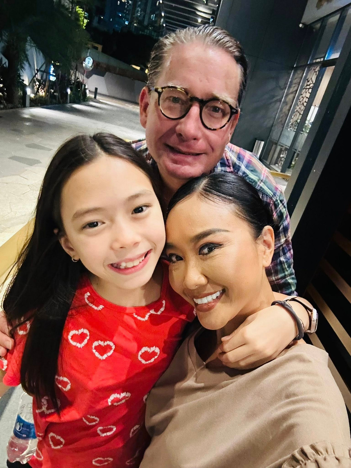 Ở tuổi 12, con gái của ca sĩ Đoan Trang và doanh nhân Johan Wicklund gây thiện cảm với vẻ đẹp lai trong trẻo, tự nhiên.