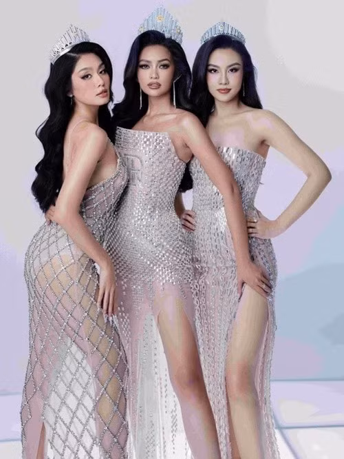 Thủy Tiên đoạt á hậu 2, Thảo Nhi Lê giành danh hiệu á hậu 1 còn Ngọc Châu (giữa) đăng ngôi vị cao nhất trong chung kết cuộc thi Hoa hậu Hoàn vũ Việt Nam 2022.