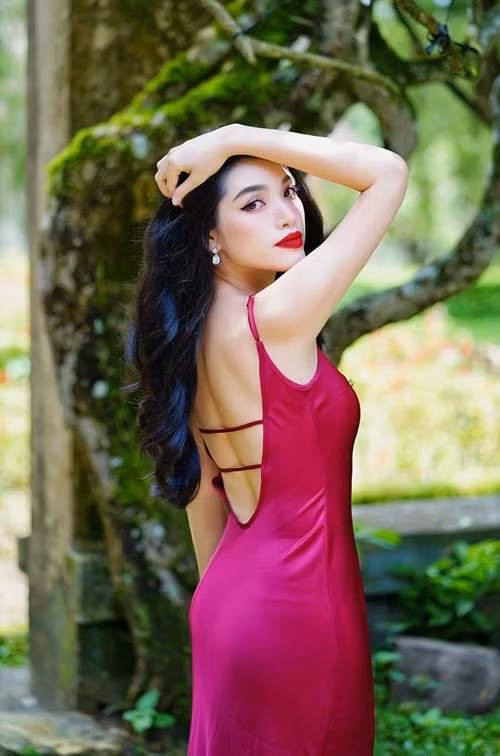 Diễm Nhi theo đuổi phong cách gợi cảm. Ảnh: FB Diễm Nhi.